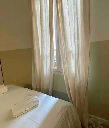 Apartamento Lemon House In The Center Pesante