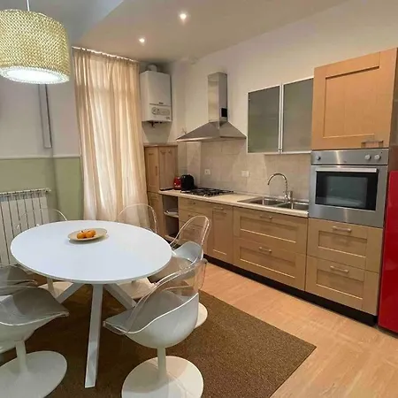 Apartment Lemon House In The Center Pesante Sanremo