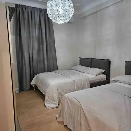 Lemon House In The Center Pesante Apartment *